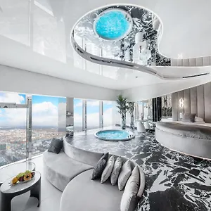 Apartmán Sky Tower Z Jakuzzi Przy Oknie, Vratislav